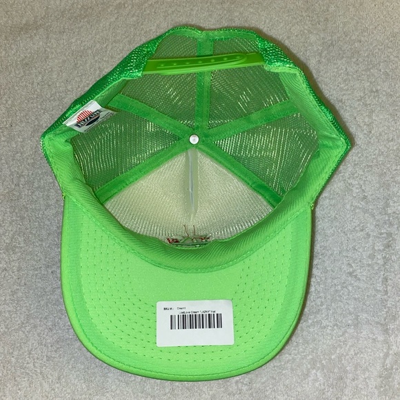Highlight Green LA Trucker Hat - Picture 6 of 7